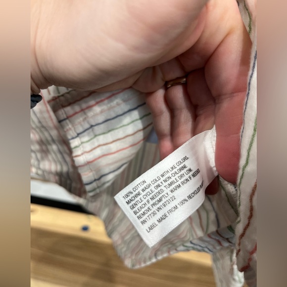 Universal Thread button down size medium - Picture 4 of 8